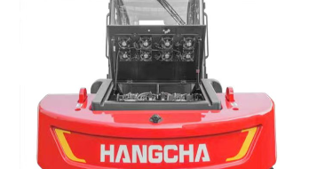  免工(gong)具(ju)開啓設(shè)備(bei)艙 一(yi)體(ti)式(shi)風冷散熱係(xi)統